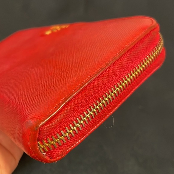 Prada Scarlet Red Zip-Around Wallet - Picture 4 of 15